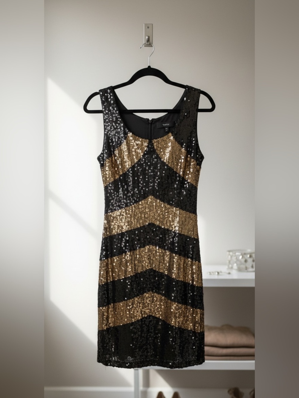 Verty Gold & Black Chevron Sequin Y2K Mini Dress - Size M